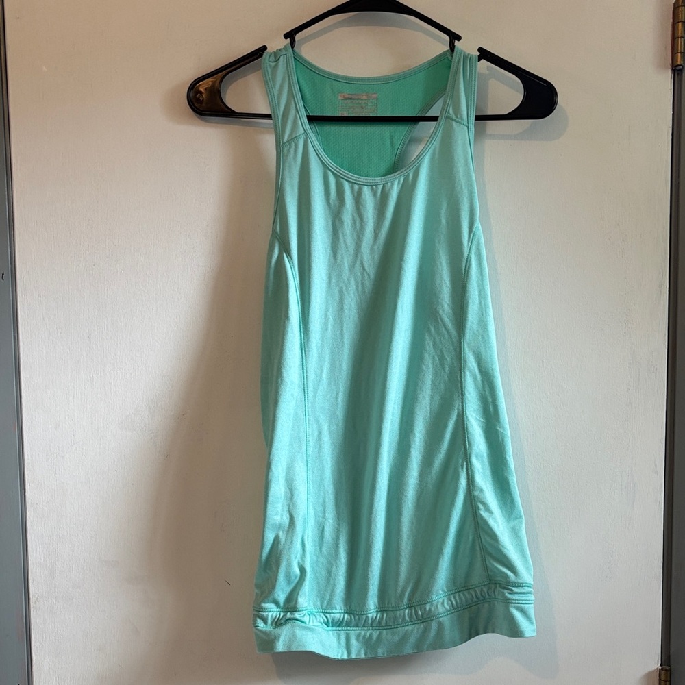 3/$5🌷 Layer 8 Aqua Quick-Dry Tank